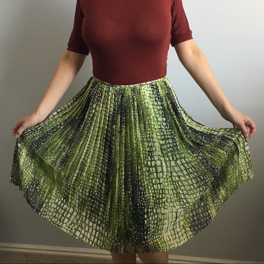 Jones New York skirt size 4